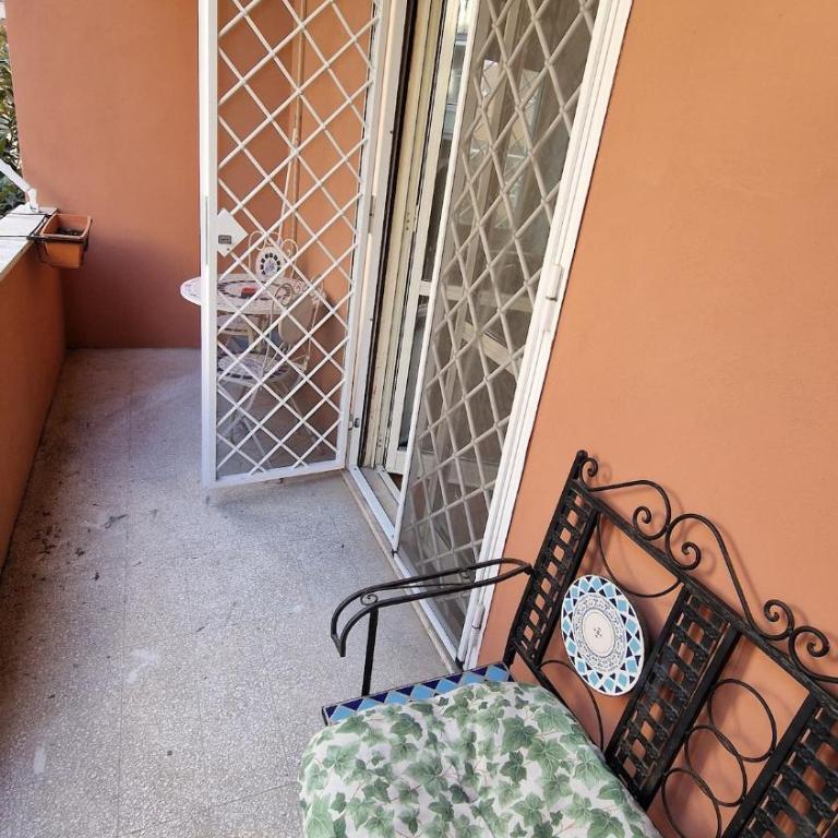 Peck House in Marconi San Paolo - Appartamento con 2 Camere da Letto e Balcone - 5