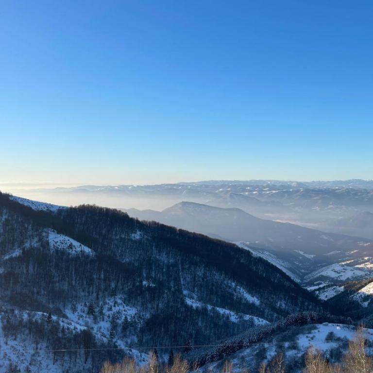 Jigy Kop - Studio with Mountain View - 27