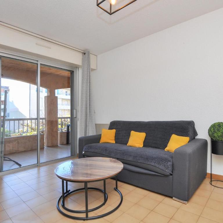 Amazing Apartment In Fréjus With Wifi - Appartement 1 Chambre - 1