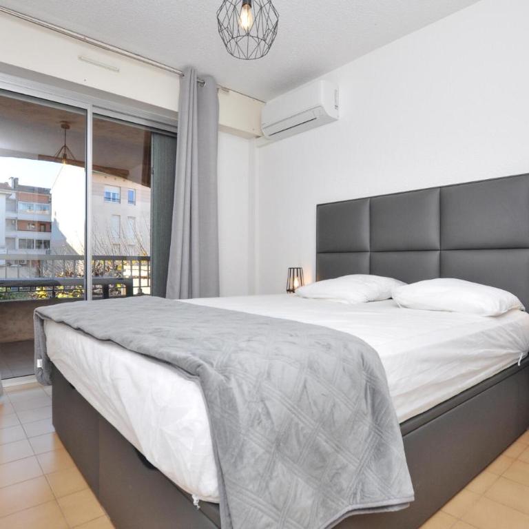 Amazing Apartment In Fréjus With Wifi - Appartement 1 Chambre - 5