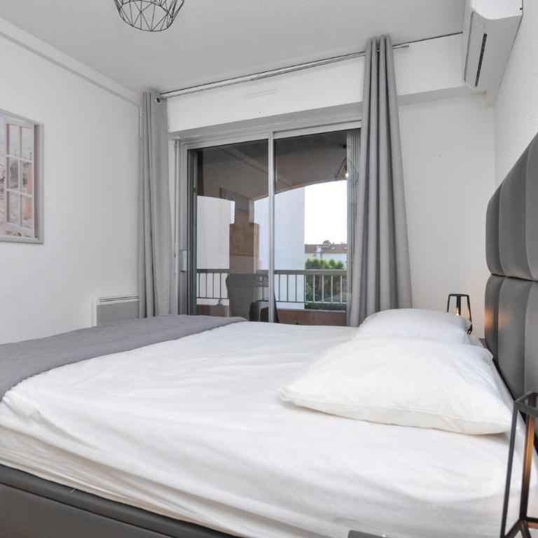 Gorgeous Apartment In Fréjus With Wifi - One-Bedroom Apartment - 7