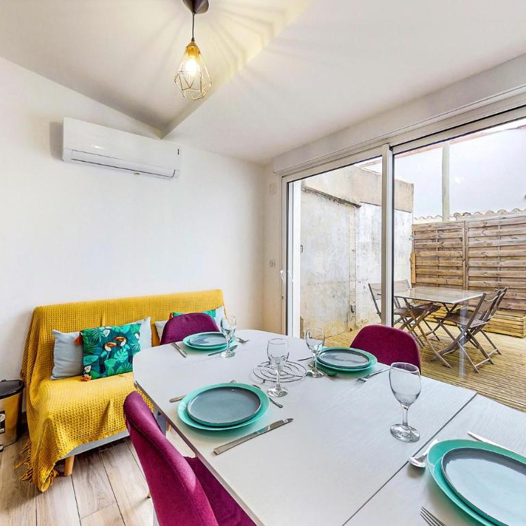 Nice Home In Royan With Wifi - Ferienhaus mit 2 Schlafzimmern - 2
