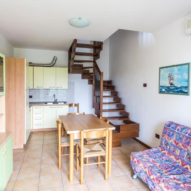 Amazing Apartment In Bibione With Swimming Pool - One-Bedroom Apartment - 2