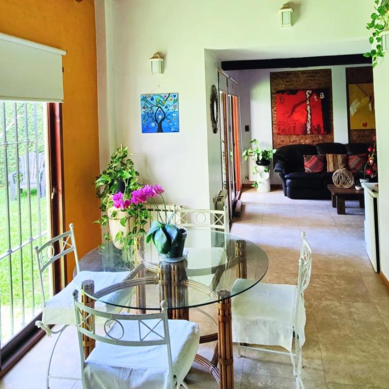 Habitación doble con baño privado en suite, hermoso jardín y parrilla - Habitación Doble - 2
