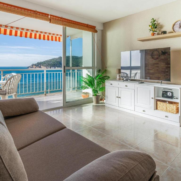 2 Bedroom Gorgeous Apartment In Oropesa Del Mar - Apartamento de 2 dormitorios - 1