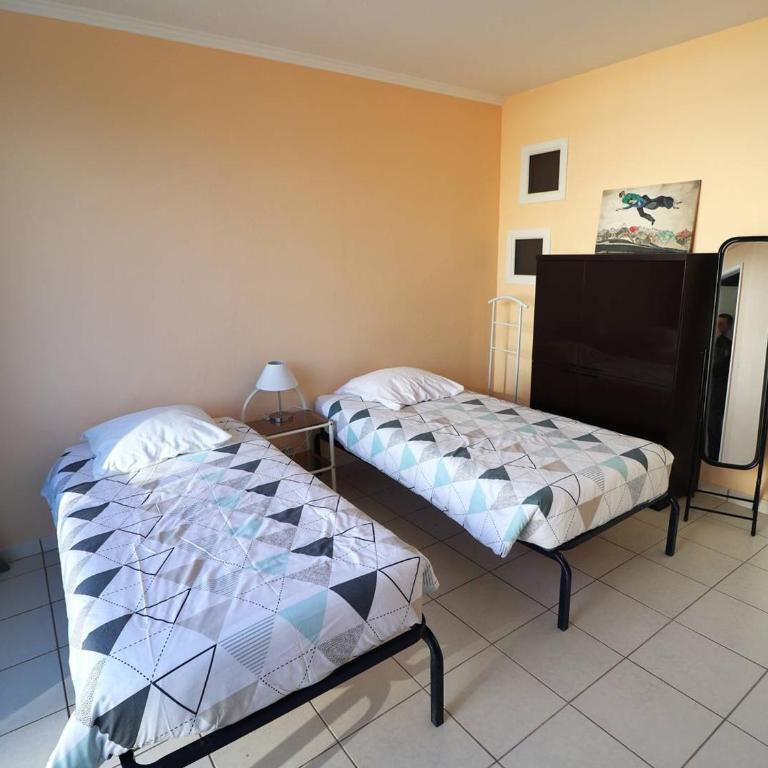 Appartement 3 pièces, proche plage et commerces, animaux admis - FR-1-307-276 - Apartment - 10