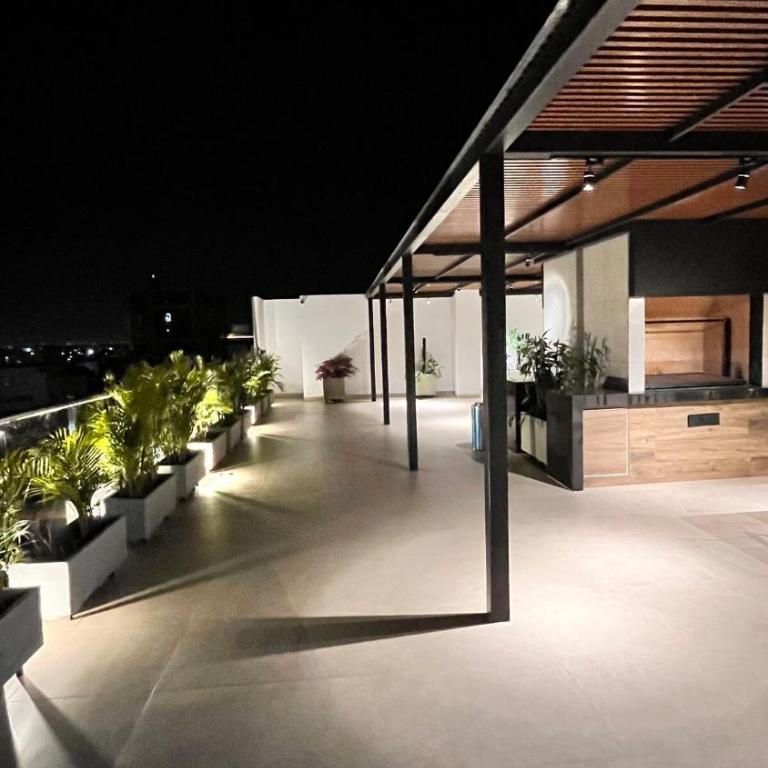 Magnifico Departamento Zona Exclusiva Equipetrol - Apartamento de 1 dormitorio - 24