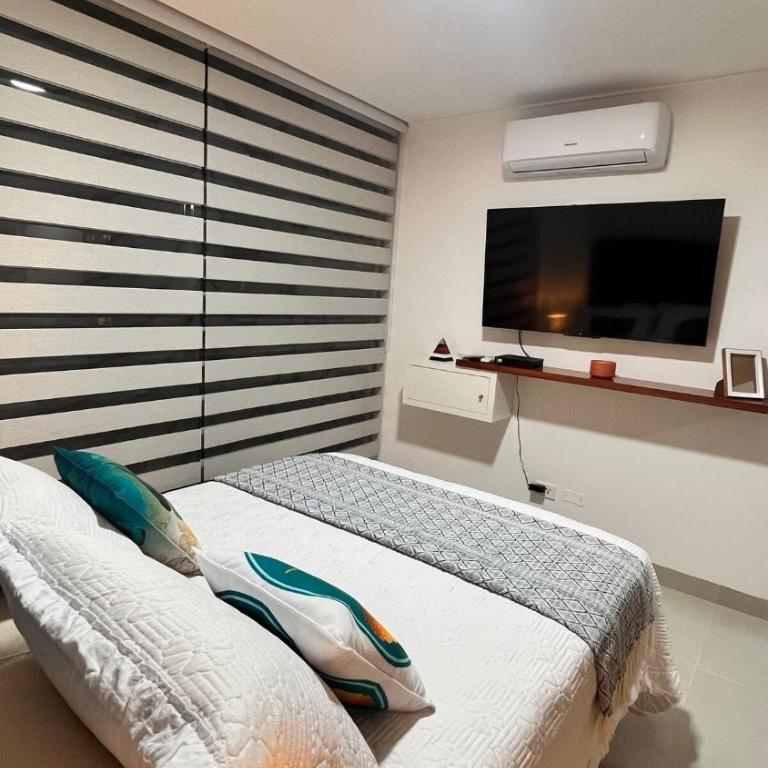 Magnifico Departamento Zona Exclusiva Equipetrol - Apartamento de 1 dormitorio - 3