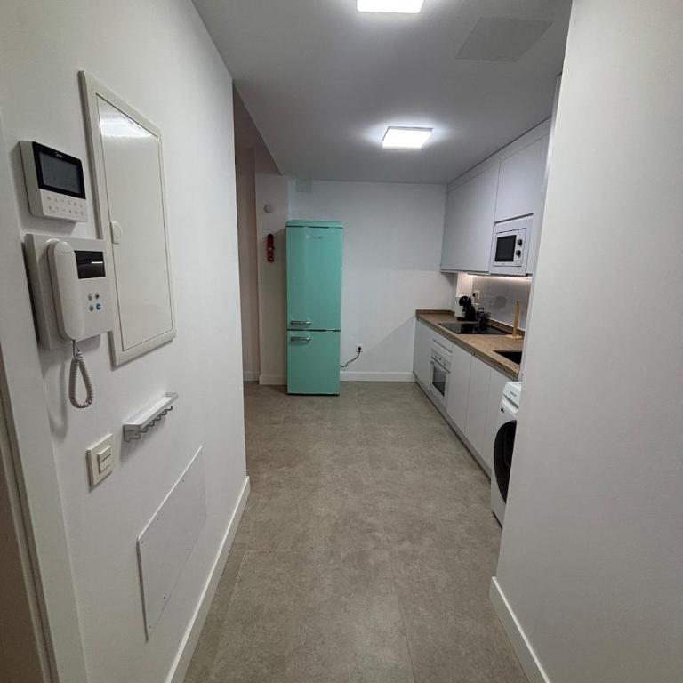 Nuevo! En el Centro con Azotea Solarium, Parking, Metro y AVE - Apartamento de 1 dormitorio - 45