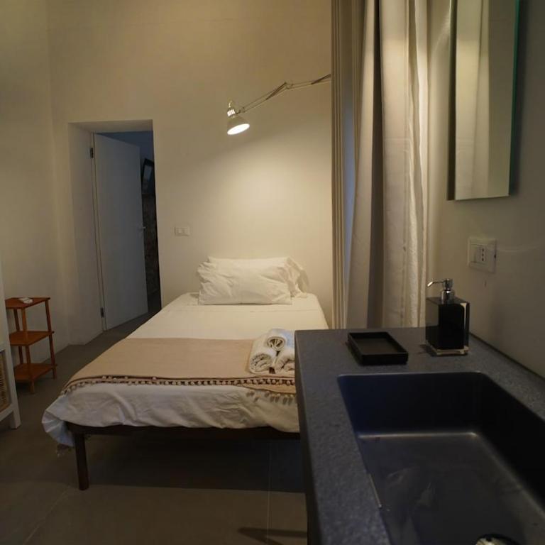 Casa Lunya - Two-Bedroom Apartment - 11