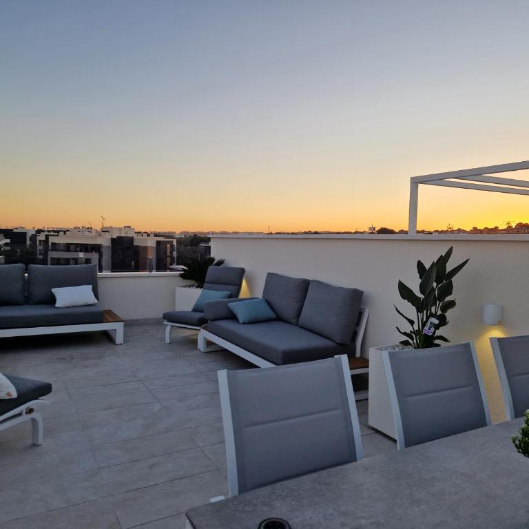 Penthouse Prestigio - Two-Bedroom Apartment - 14