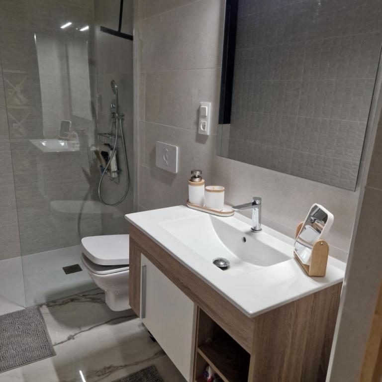 Penthouse Prestigio - Two-Bedroom Apartment - 39