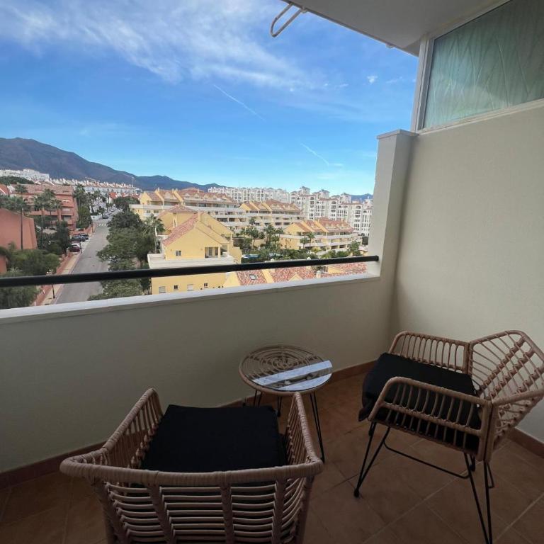 Stunning Marina Seaview Penthouse - Puerto Deportivo - Apartment - 30