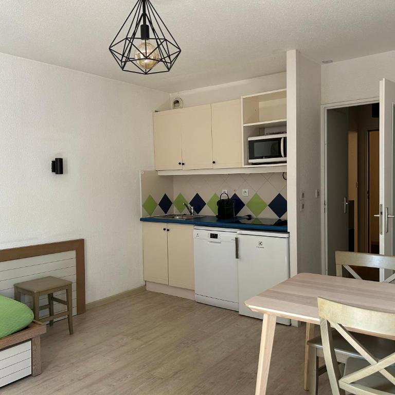 Appartement au coeur du Domaine - One-Bedroom Apartment with Balcony - 15