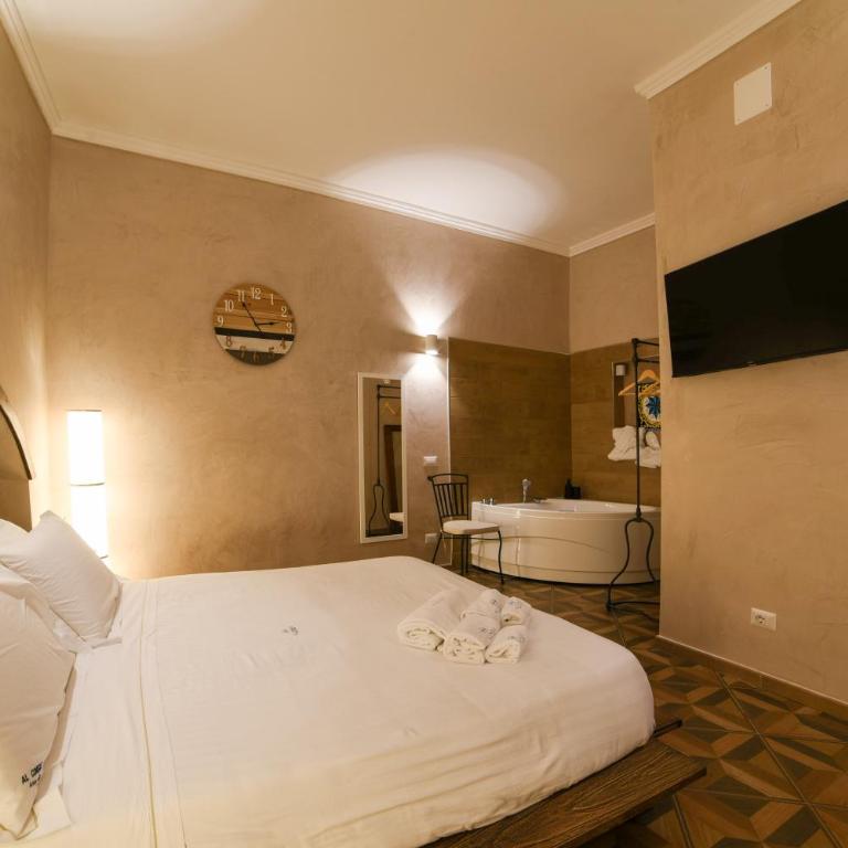 Al Console Depandance con jacuzzi per coppia - Camera King - 27