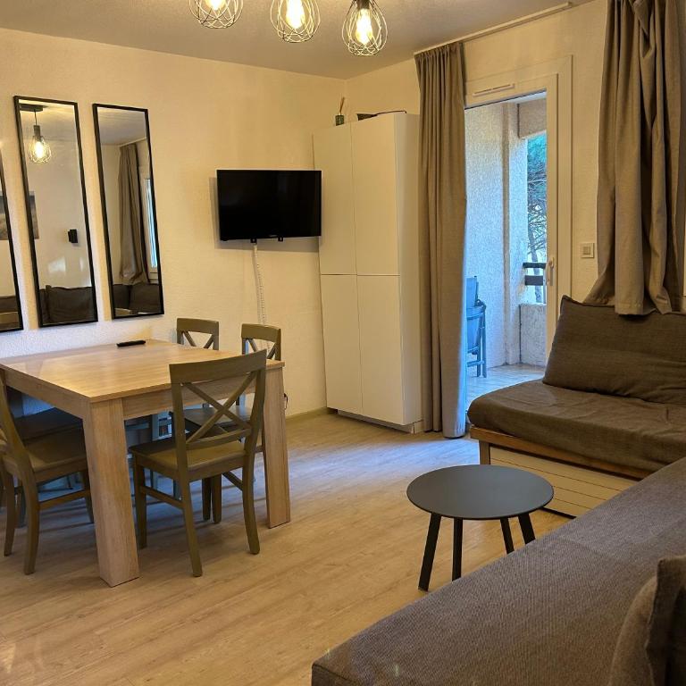 Appartement au coeur du Domaine - One-Bedroom Apartment with Garden View - 18