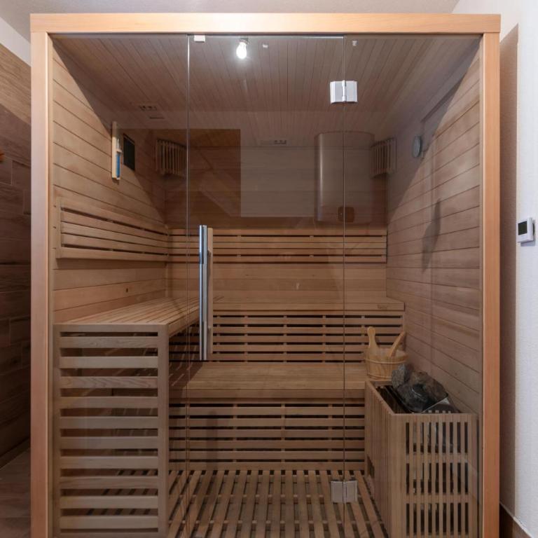 Casa Montana - Two-Bedroom Chalet - 41