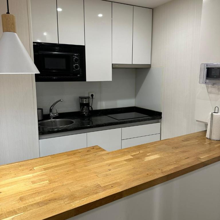 Alojamientos Castellana Jardín 1 y 2 PARKING Y PISCINA GRATIS!! - CASTELLANA JARDIN II. PLANTA BAJA - 15