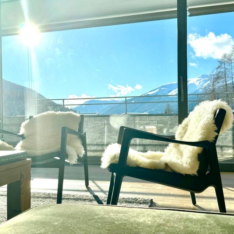Alpine Luxury Apartment Davos with Spa Access to 5 Star Hotel - Apartment mit 2 Schlafzimmern - 1