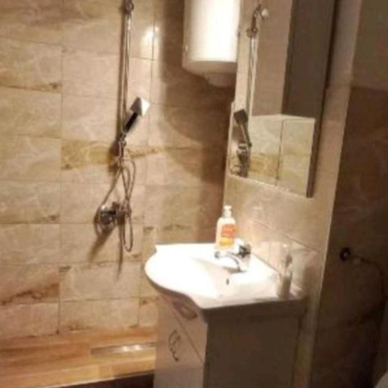 Vukovine - Apartman sa 1 Spavaćom Sobom - 2