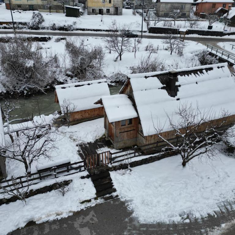 Etno smjestaj Bjelasica - Koliba sa 2 Spavaće Sobe - 63