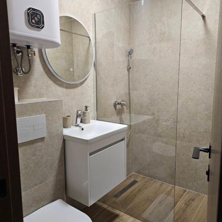 Apartmani Corner - Apartman sa 2 Spavaće Sobe - 6