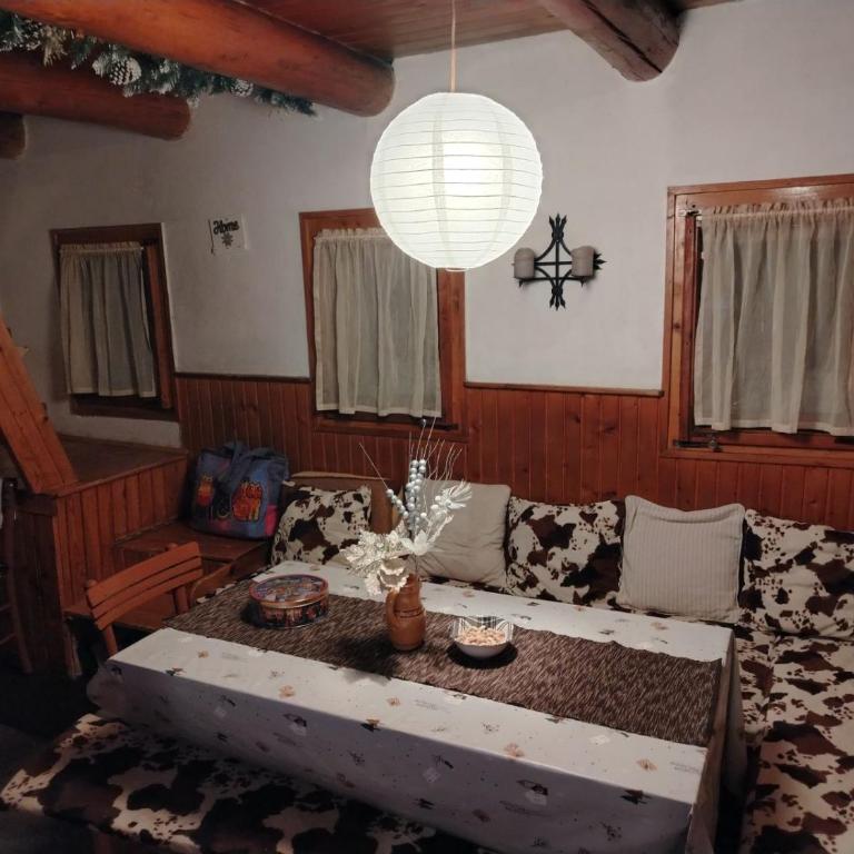 Vila Lara - Three-Bedroom House - 9