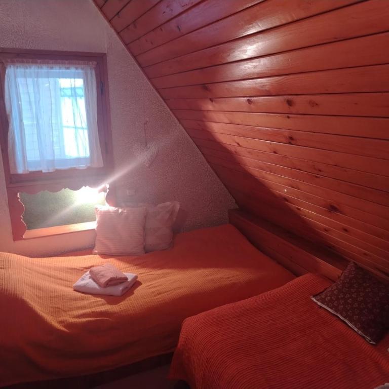Vila Lara - Three-Bedroom House - 4
