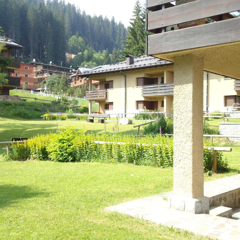 Trilocale Pra - Appartamento con 2 Camere da Letto e Vista Giardino - 12
