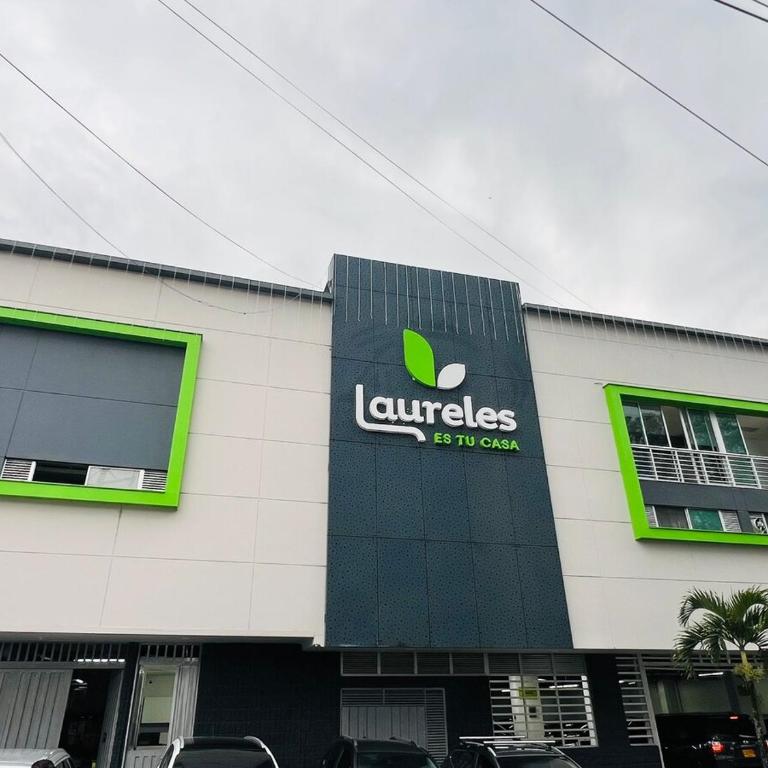 Espacio moderno con vistas impresionantes - Two-Bedroom Apartment with City View - 38