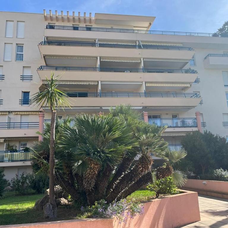 Appartement fréjus avec piscine - plage - parking - Two-Bedroom Apartment - 3