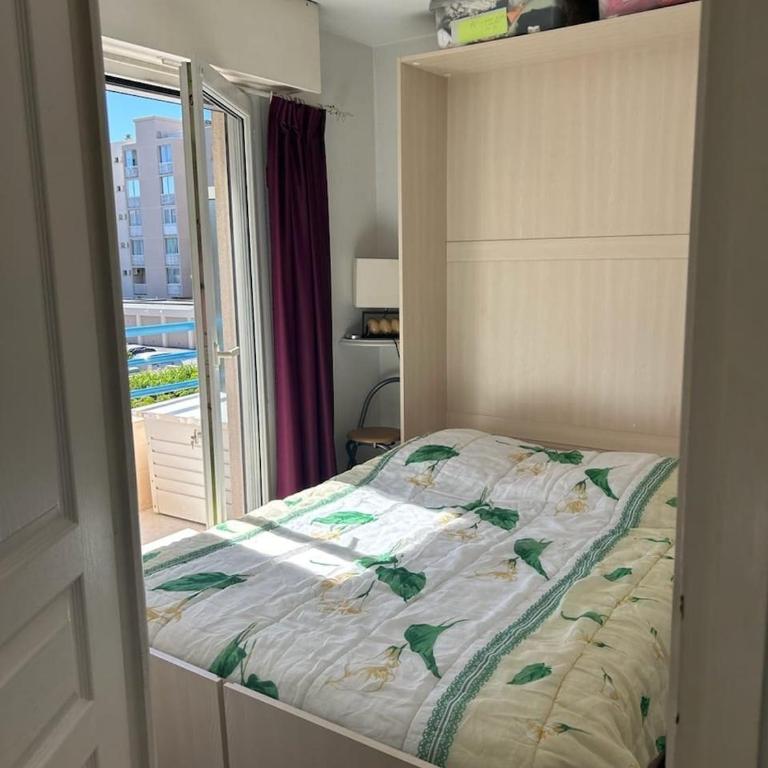 Appartement fréjus avec piscine - plage - parking - Two-Bedroom Apartment - 5