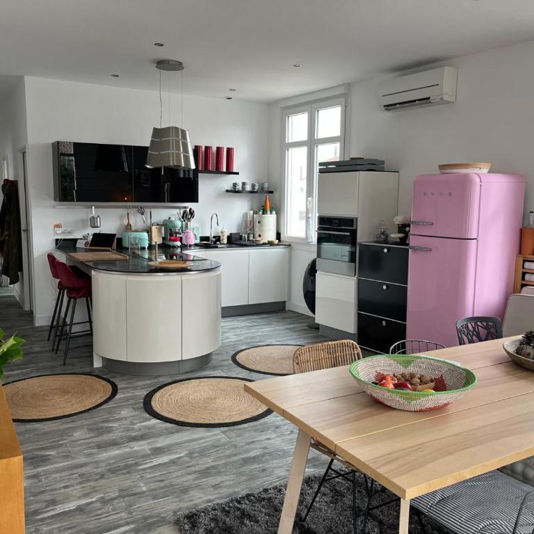 Très bel appartement avec grande terrasse - Apartment mit 2 Schlafzimmern - 1