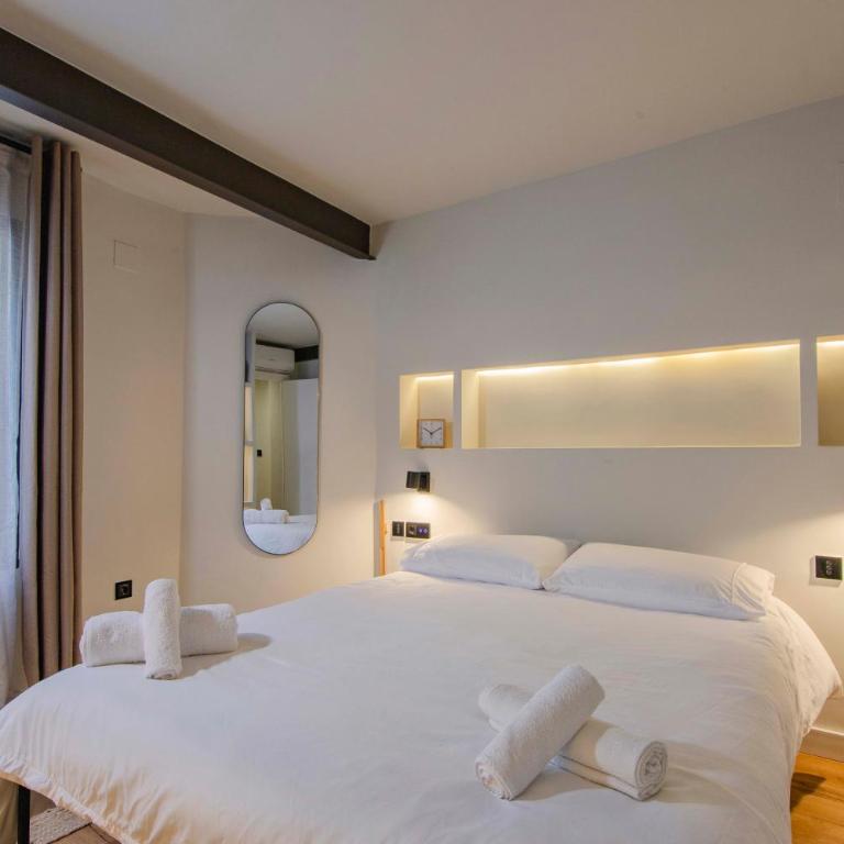 Apartamento acogedor frente a Mercat Central - Apartamento de 2 dormitorios - 1