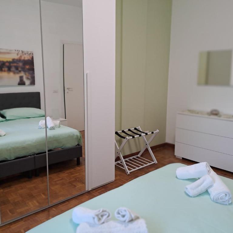Mauri's Home - CasaMauri - Adiacente Metro C - Appartamento con 2 Camere da Letto e Terrazza - 25