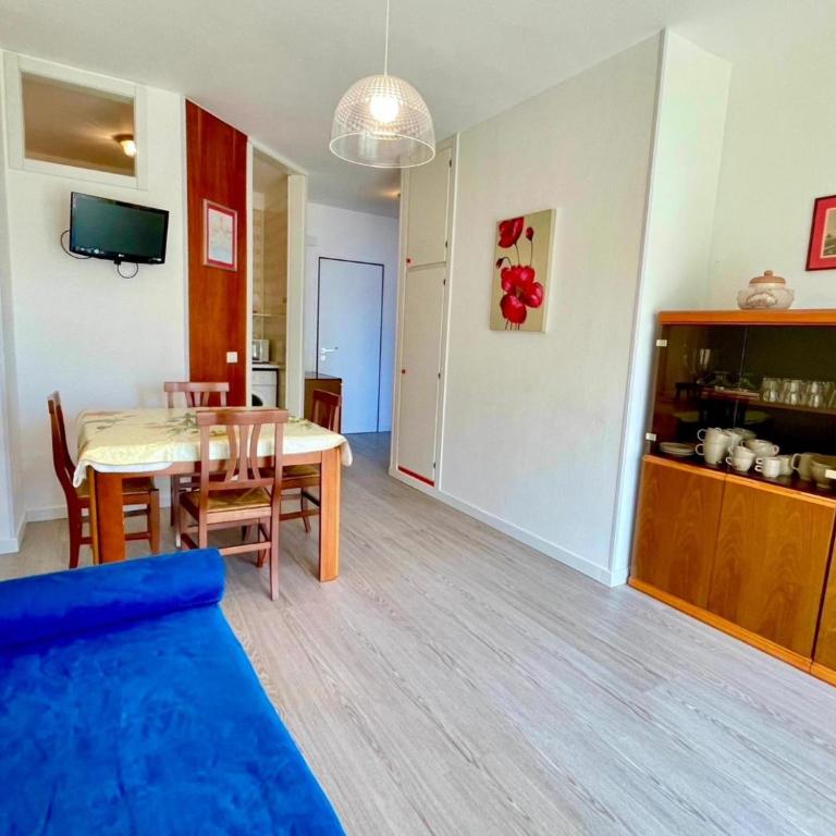 Bright apartment by the beach - Appartamento - 5