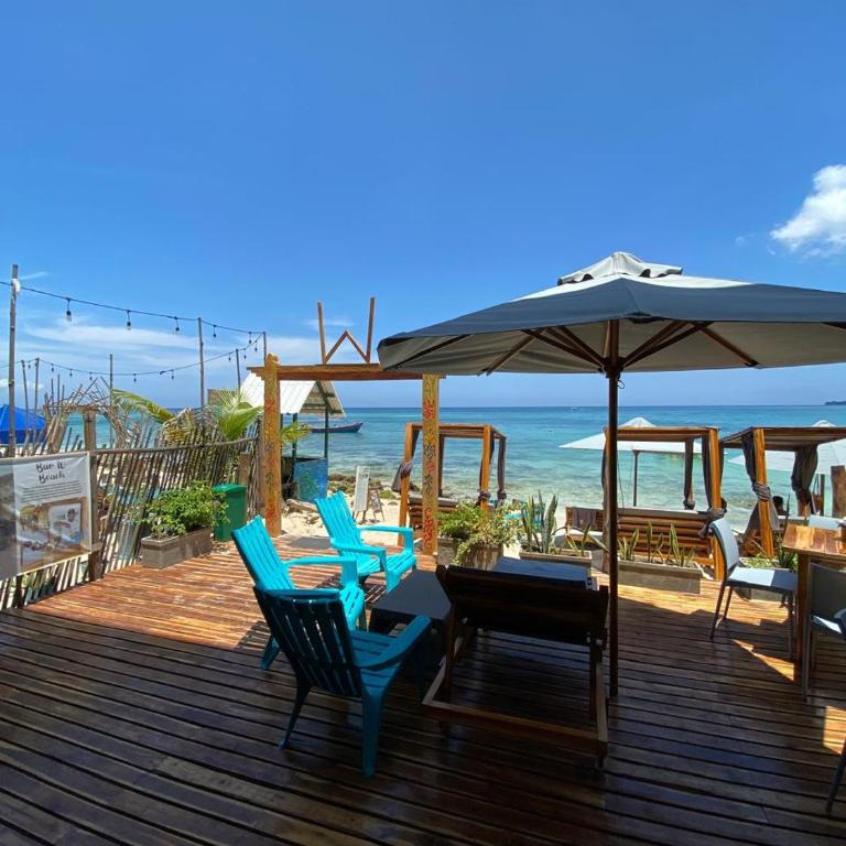 Cabañas W Beach - Habitación Triple con vistas al mar - 13