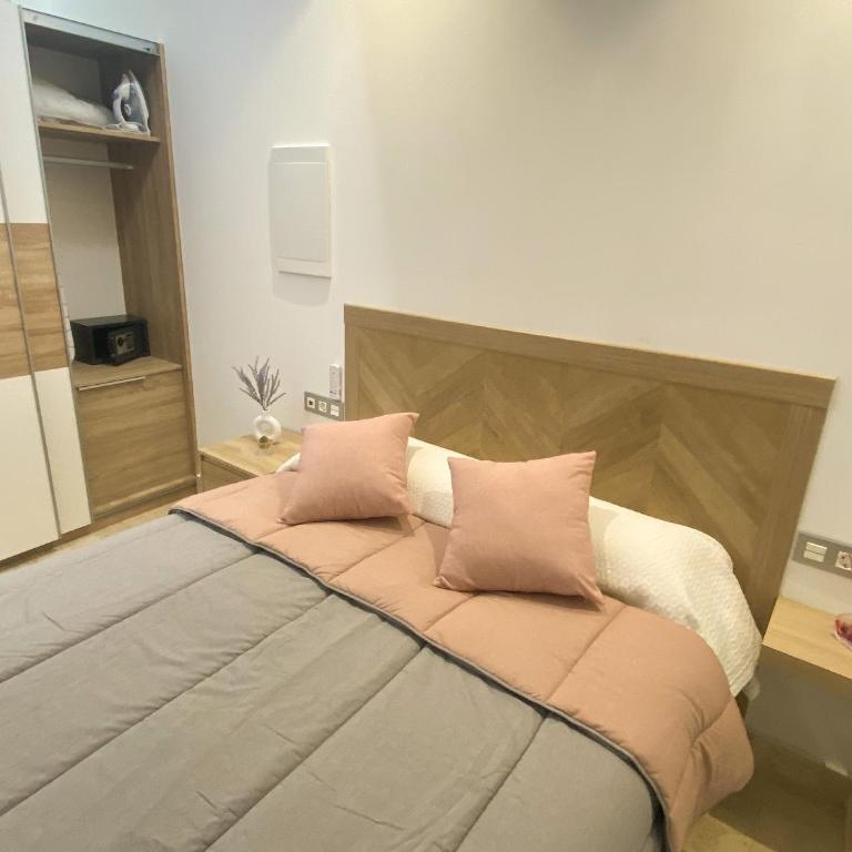 Apartamento céntrico cerca de Torres de Serrano y Viveros - One-Bedroom Apartment - 9
