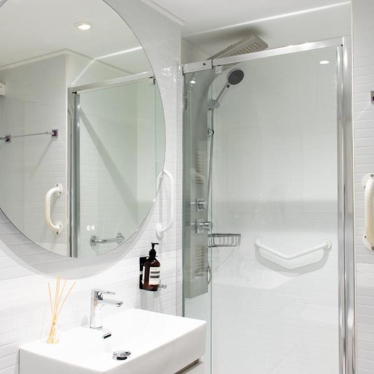 Best Location Puerta de Alcalá - One-Bedroom Apartment - 15