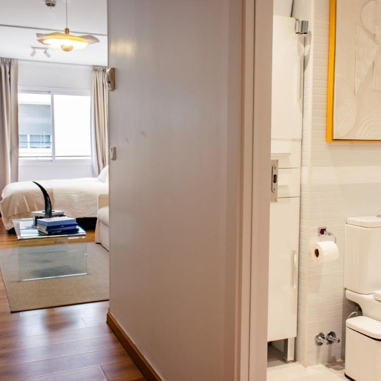 Best Location Puerta de Alcalá - One-Bedroom Apartment - 10
