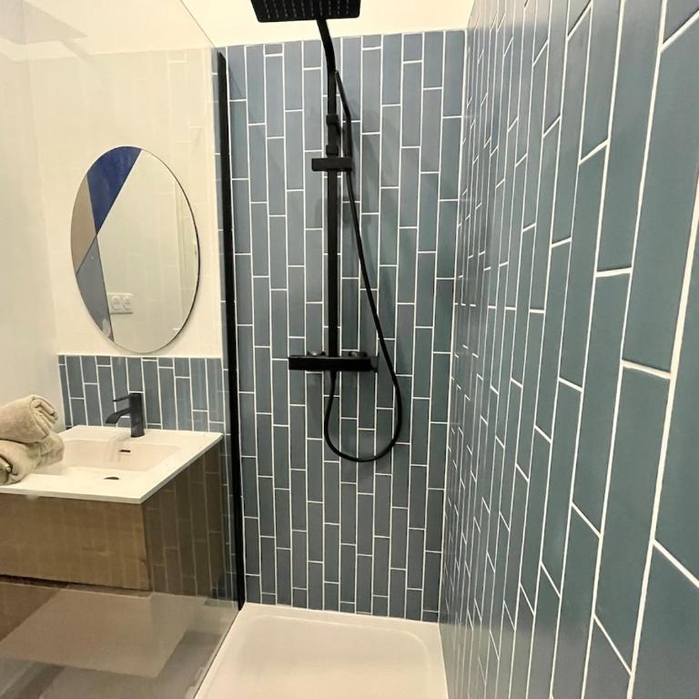 Le Bleuet de Rouen - One-Bedroom Apartment - 10