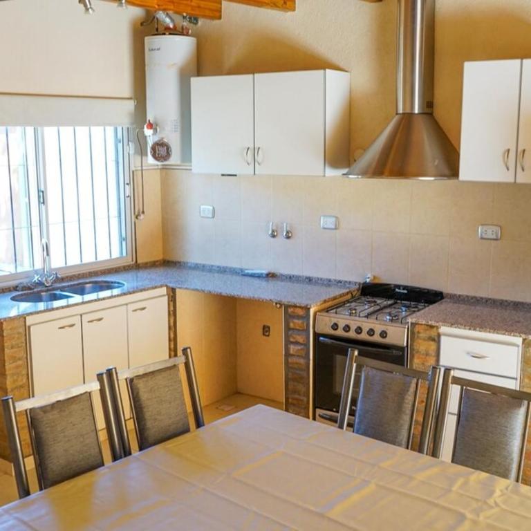 Hermosa casa en Carrodilla Luján - Casa de 2 dormitorios - 11