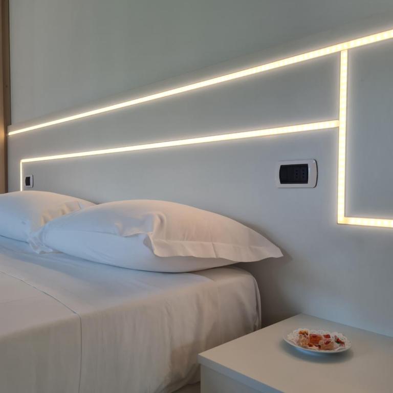 Riva del Lario Home Colico - Appartamento con 2 Camere da Letto e Vista Lago - 3