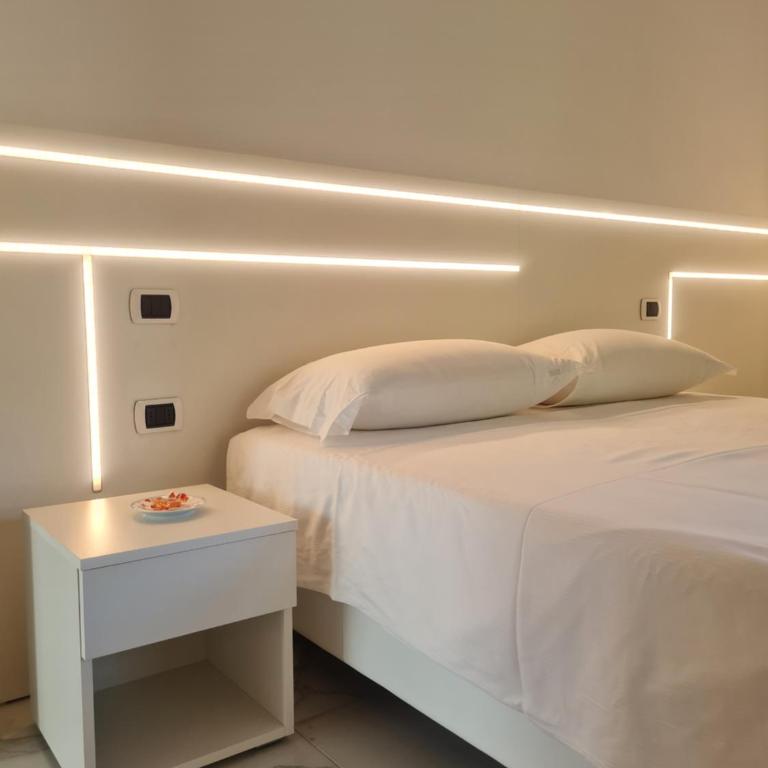 Riva del Lario Home Colico - Appartamento con 2 Camere da Letto e Terrazza - 2