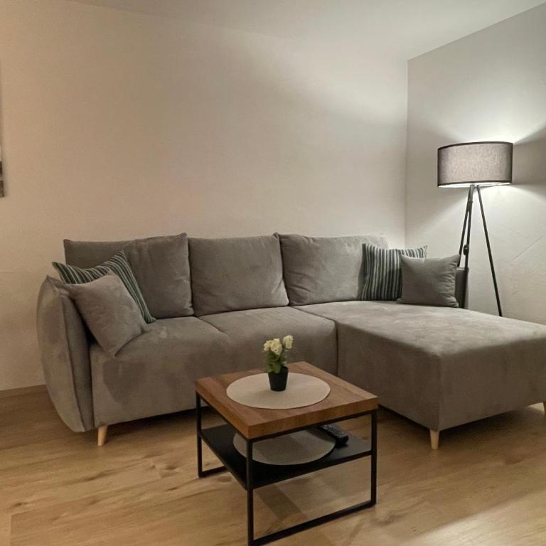 ELIs Ferienwohnung - Apartment mit 1 Schlafzimmer und Terrasse - 12