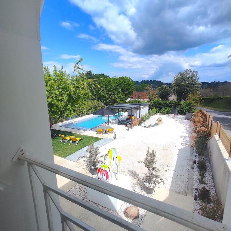 La Villa d Elsa 10-12 pers piscine chauffée 500m du centre ville - Villa - 60