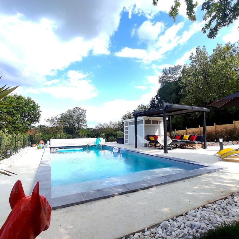 La Villa d Elsa 10-12 pers piscine chauffée 500m du centre ville - Villa - 10