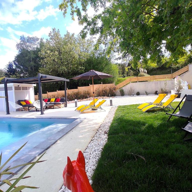 La Villa d Elsa 10-12 pers piscine chauffée 500m du centre ville - Villa - 9