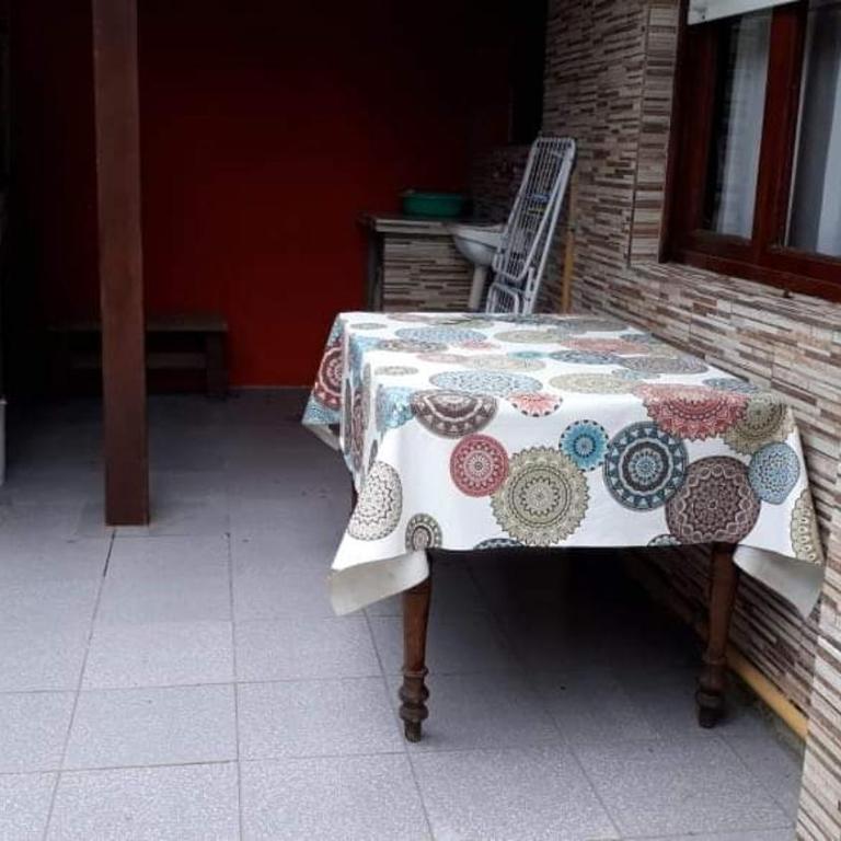 Casa hasta 5 personas solo familias zona centro de villa gesell - Vacation Home - 15