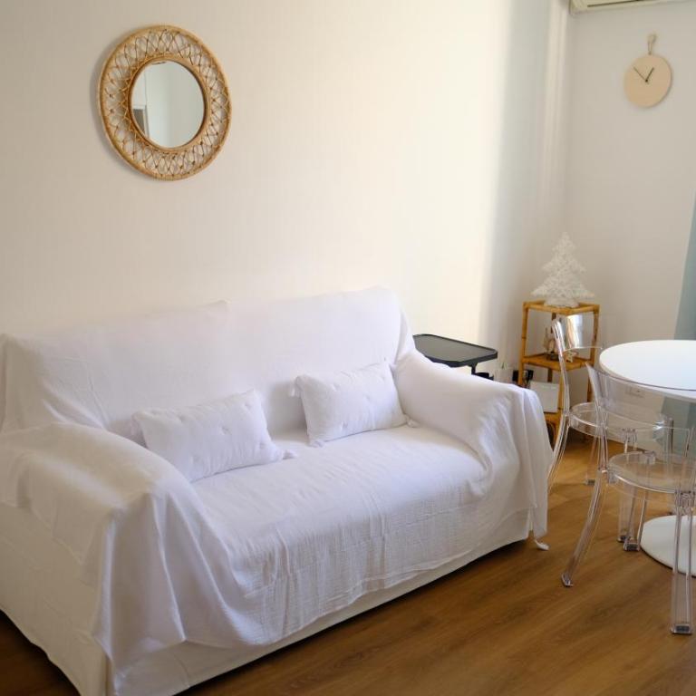 La Nuova Casa Di Zia - near metro A Ponte Lungo - Appartamento con 2 Camere da Letto - 47